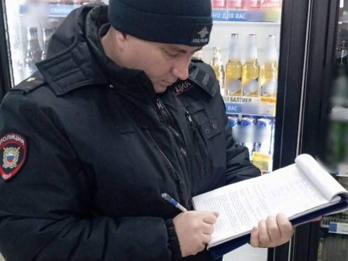 В Артёме запретный напиток из-под прилавка привёл к огромным убыткам