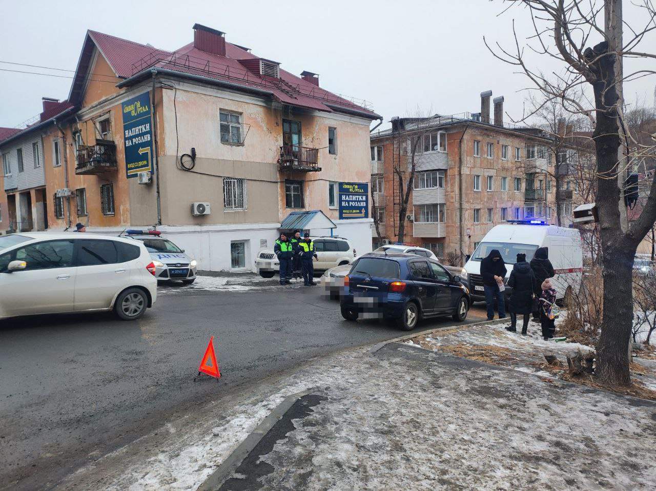 В Находке маленький пешеход попал под колёса автомобиля 