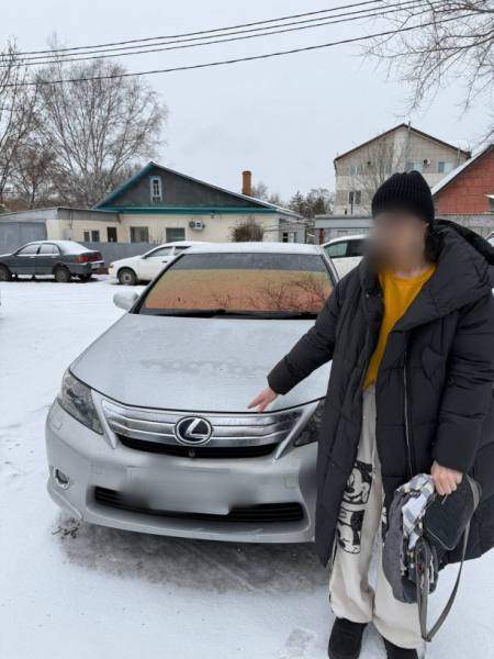 В Уссурийске бессовестная девушка заставила парня попрощаться с его «Лексусом» 
