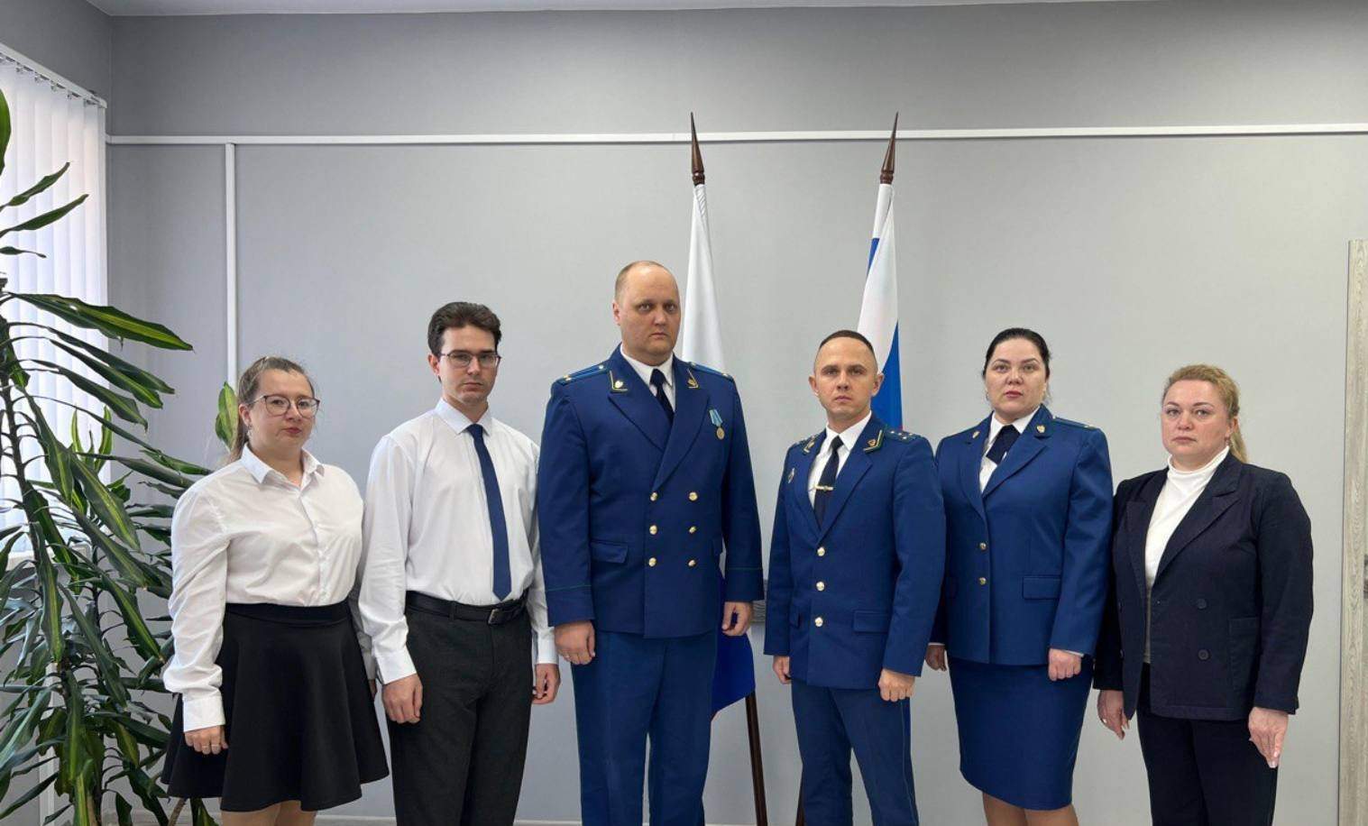Десять новоиспеченных прокуроров приняли присягу в Артёме и других городах края 